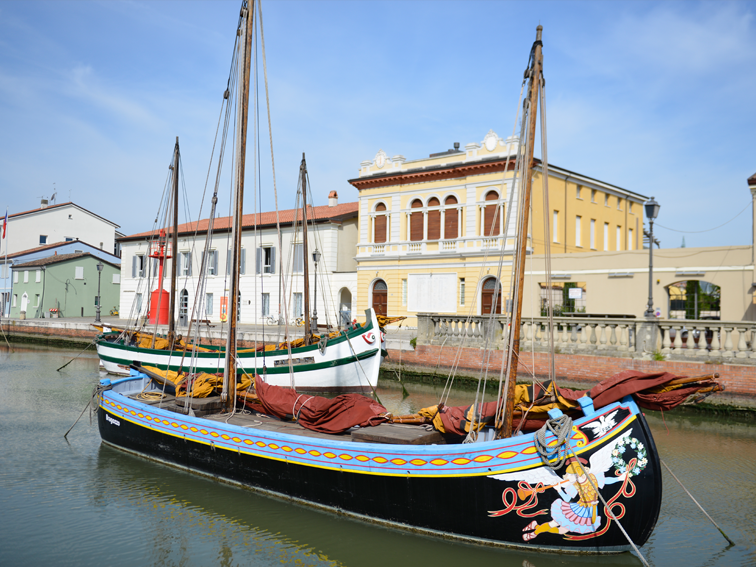 il Museo della Marineria si affaccia sul Portocanale di Cesenatico